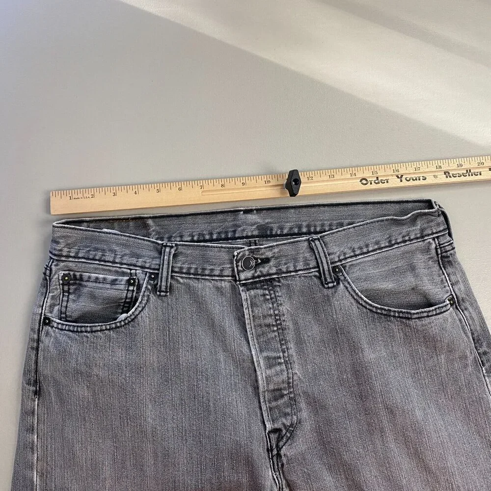 Levis 501 Jeans Mens 36x32 Gray Button‎ Fly 100% Cotton